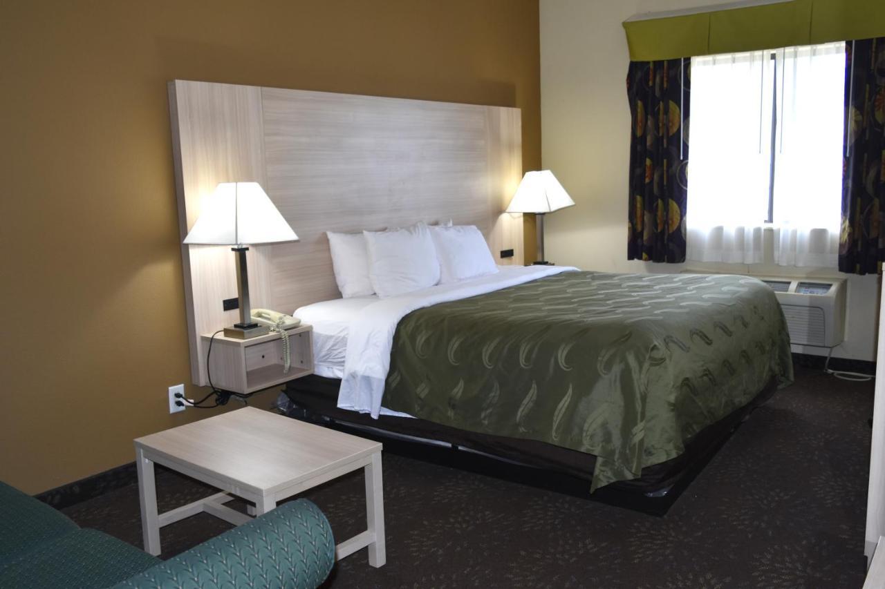 Quality Inn & Suites Brooks Louisville South Exterior foto